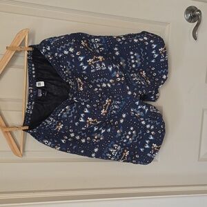 Patagonia men's Baggies 7in long shorts. Men's size M.